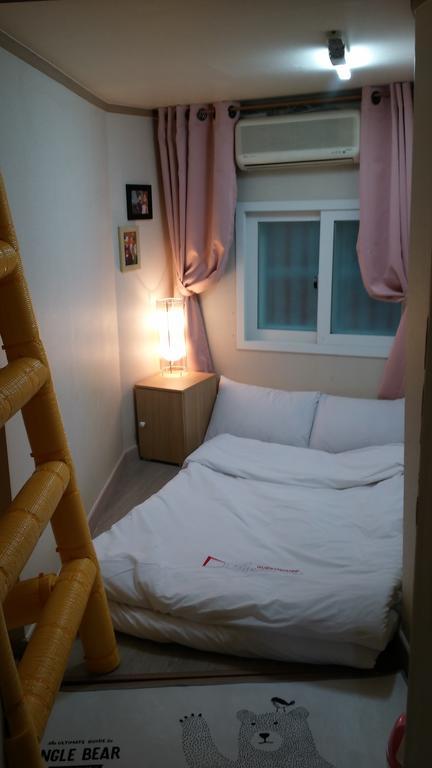 Guesthouse Myeongdong 2 Seúl Exterior foto