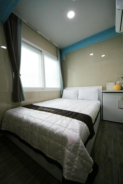 Guesthouse Myeongdong 2 Seúl Habitación foto