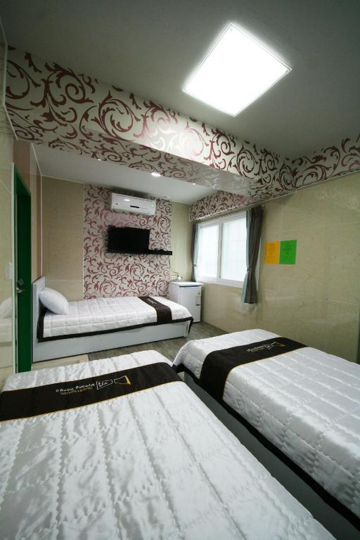 Guesthouse Myeongdong 2 Seúl Habitación foto
