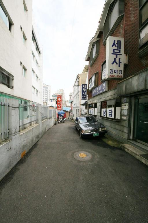 Guesthouse Myeongdong 2 Seúl Exterior foto